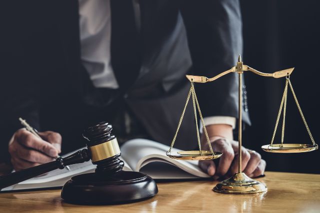 criminal defense lawyer